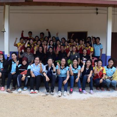 ค่ายภาษาวิทยาศาสตร์ ณ โรงเรียนตำรวจตะเวนชายแดนบ้านห้วยตง